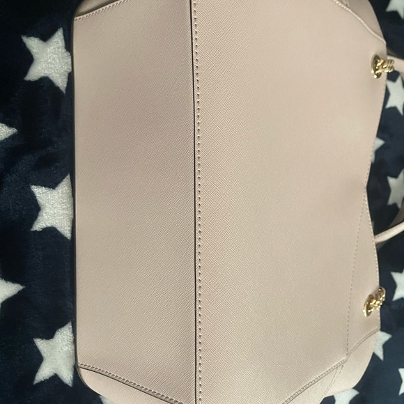 Michael Kors Jet Set Tote and Wallet - Picture 7 of 14